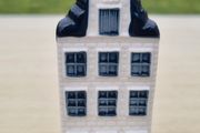 KLM collector's house with Delft Blue No. 59