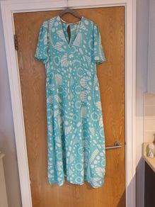 Bundle  Of Ladies Dresses,  Trousers & Jumpers & 1 Blouse. 8  Items.  S. 14