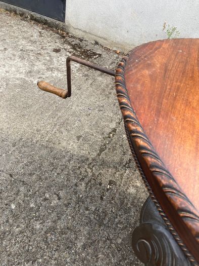 Antique Table - Extending - 2 Leaves