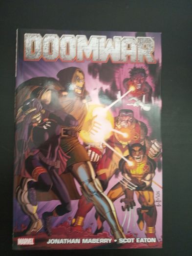 Graphic novel - Doomwar Hardcover