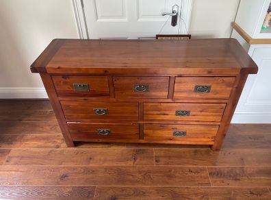 sideboard