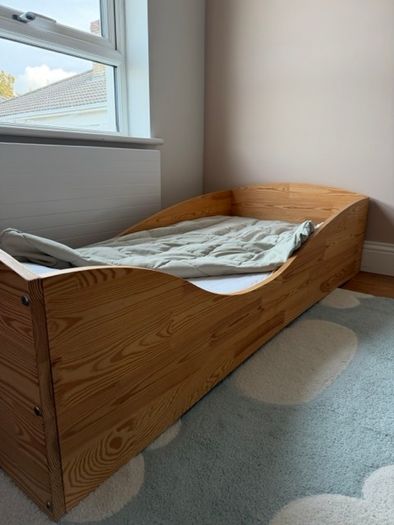 Mon Lit Cabane Solid Wood Junior / Kids Bed