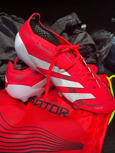 Red adidas predator elite fg