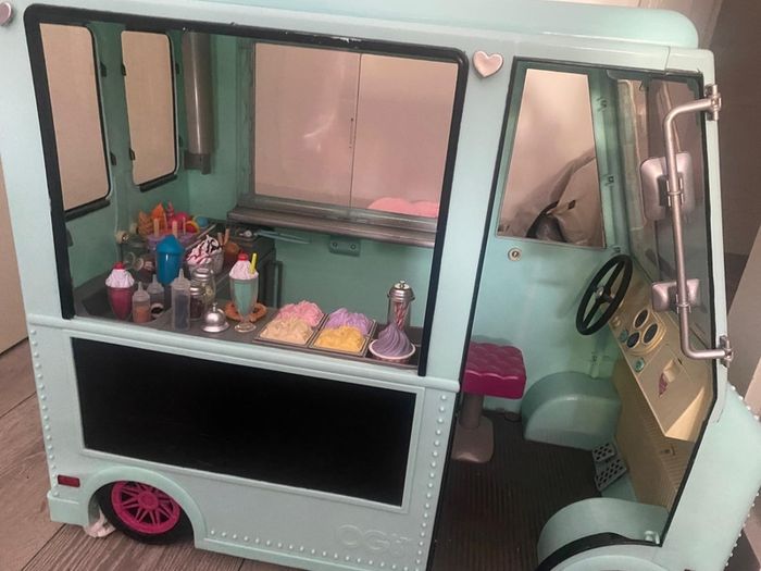 Generation doll vet set and Ice Cream Truck