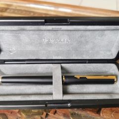 Vintage Parker Arrow Matte Black GT Fountain Pen. Original Case
