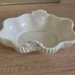 Vintage Wedgwood Countryware White Bone China Corinthian Dish