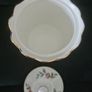 Biscuit Barrel/Jar with Lid Image 2