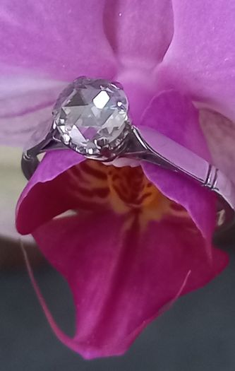 Antique Diamond 18ct White Gold Solitaire Ring