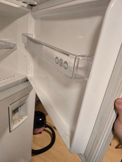 Large LG Fridge Freezer  Clean Fully Functional
