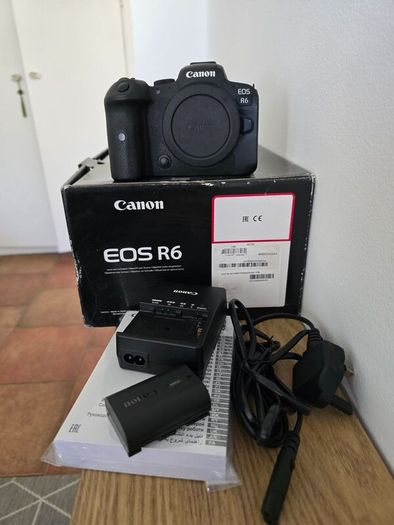 Canon EOS R6 Mirrorless Camera Body
