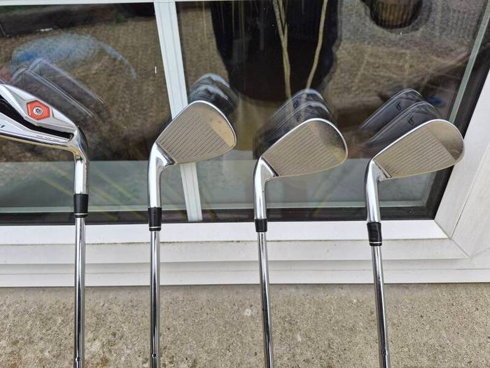 Taylormade R11 Irons