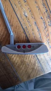 Golf putter