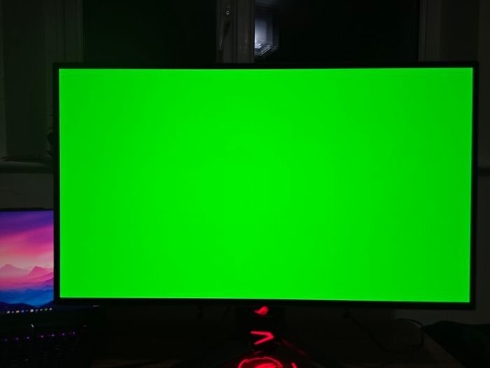 Asus ROG Swift Oled monitor