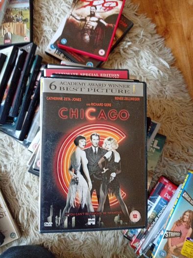 Thriller, Comedy, Horror, Drama, Romance, Musical films, movies on dvd