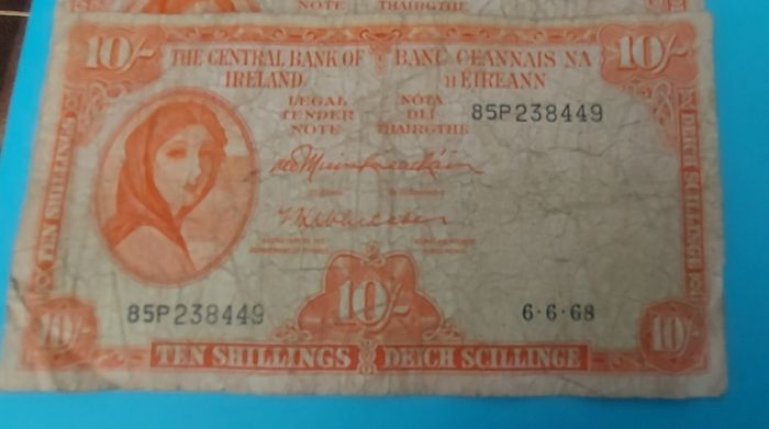 Irish 1968  X 5 Lavery ten shilling banknote in used condition