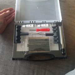 Puncture repair kit car