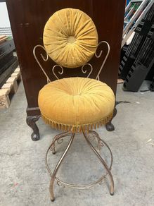 50's Boudoir Bedroom Dressing Chair