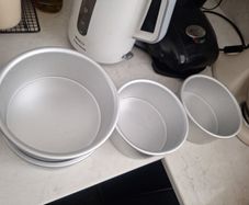 pme baking tins 6"