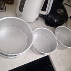 pme baking tins 6"