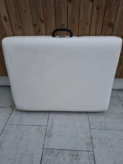 Massage table
