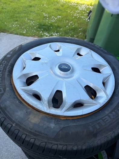 16" Ford wheels
