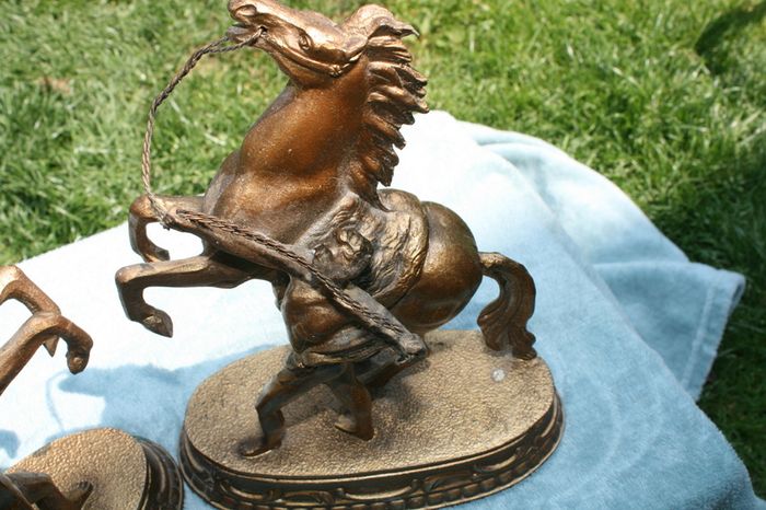 A Pair Of Antique  Marly Horses 7" X 8,4"