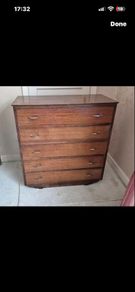 chest of drawers