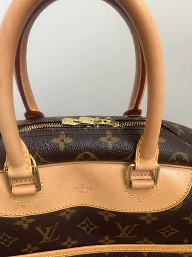 Louis Vuitton Deauville MM Vintage handbag