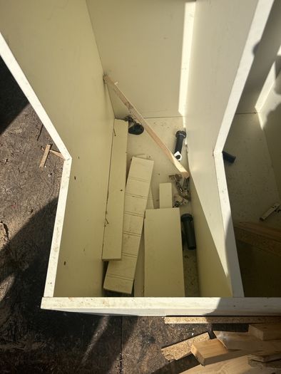 Fitted kitchen ends