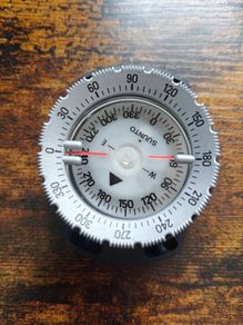 Dive compass