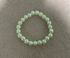 pearl bracelet