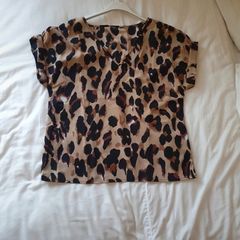 womens top