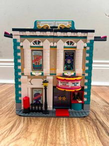 Lego friends theatre
