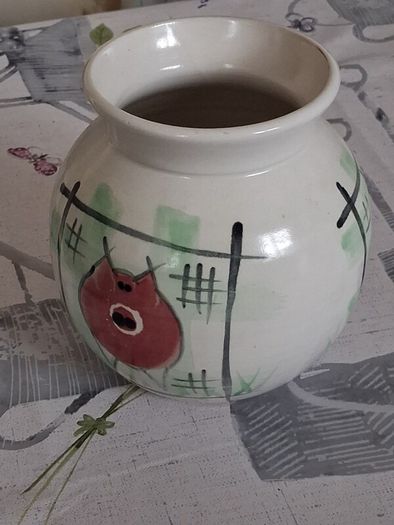 Crom Abu Pottery