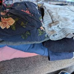 Breastfeeding tops size small