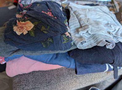 Breastfeeding tops size small