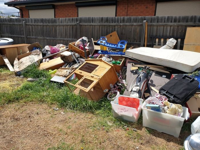 Waste collection we cover all of Dublin we are the best prices in Dublin give use a text anytime for a free quote no job to big no job to small