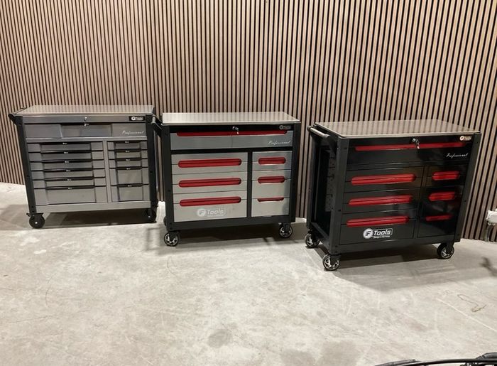 Brand New 12drawer Tool Chest Full Of Tools