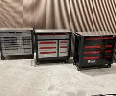 Brand New 12drawer Tool Chest Full of Tools