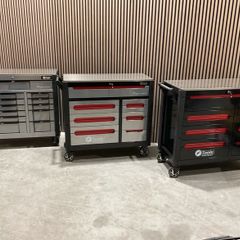 Brand New 12drawer Tool Chest Full of Tools