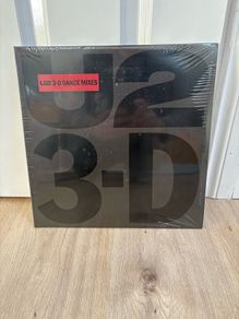 U2