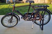 Handmade retro-style metal bicycle miniature