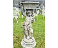 Bird Bath Large Hands Up Cherub GL BB049