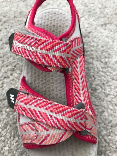 New Children's Hiking Sandals Size UK 10-10.5 EU 28 - 29