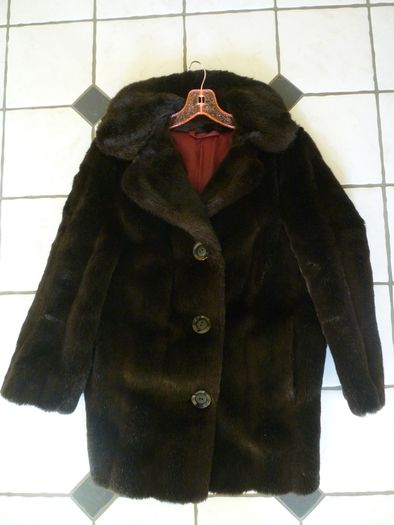 Faux Fur Jacket Coat Medium-Switzers Dublin- Excellent Condition Darkest Brown. LADIES. Beautiful quality.