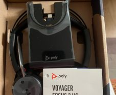 Poly Voyager focus 2 headphones