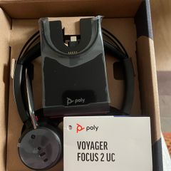 Poly Voyager focus 2 headphones