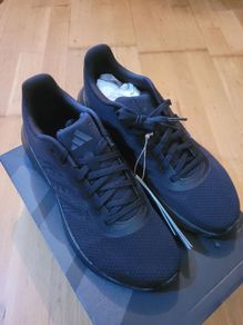 Adidas cloudfoam trainers