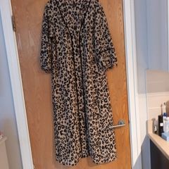 M&S Dress.   S.14. New- No Tag.