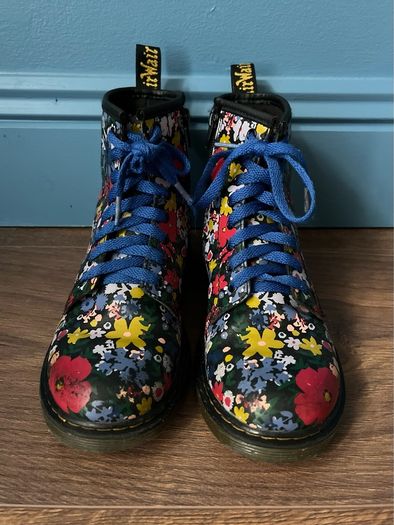Vintage Dr Martens 1460 Floral Boots UK 2